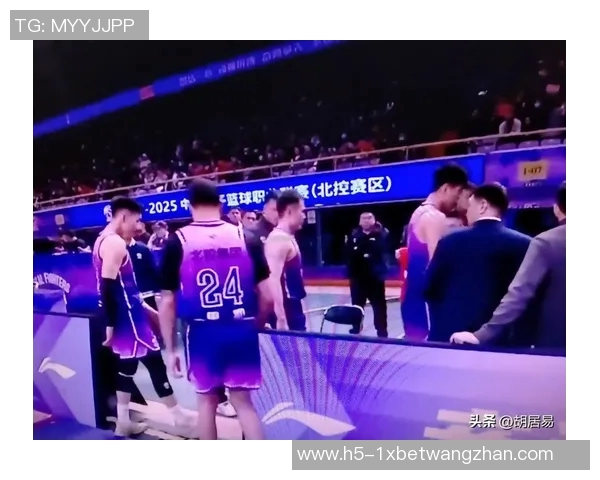 运动新闻北控与福建篮球对决精彩纷呈谁能在赛场上笑到最后